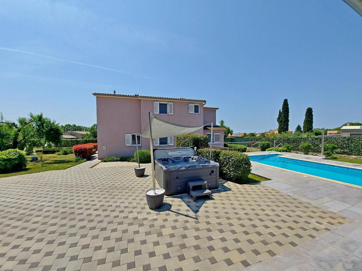 Villa Mattea Galižana Esterno foto