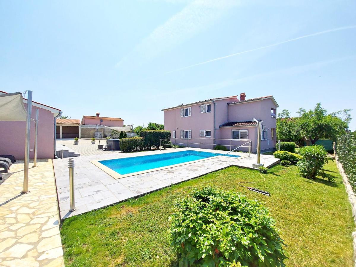 Villa Mattea Galižana Esterno foto