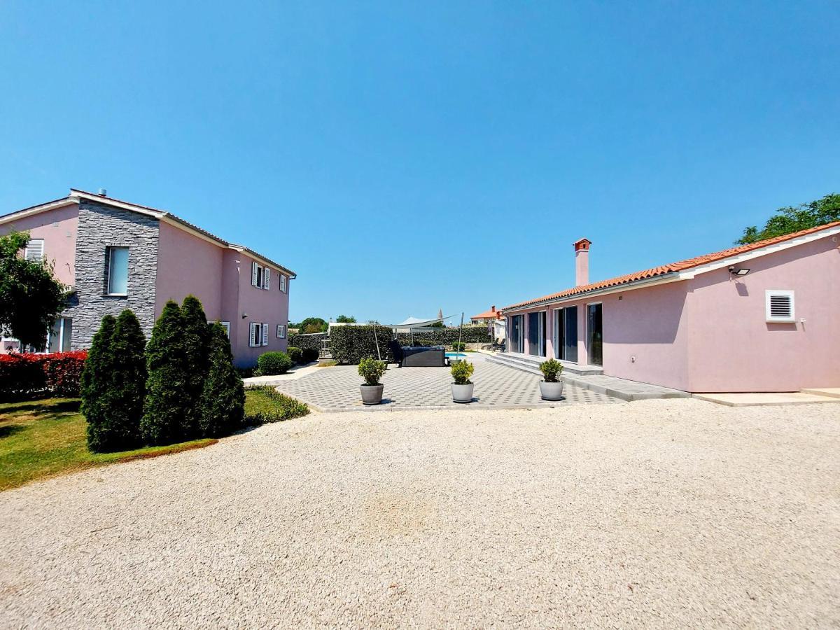 Villa Mattea Galižana Esterno foto